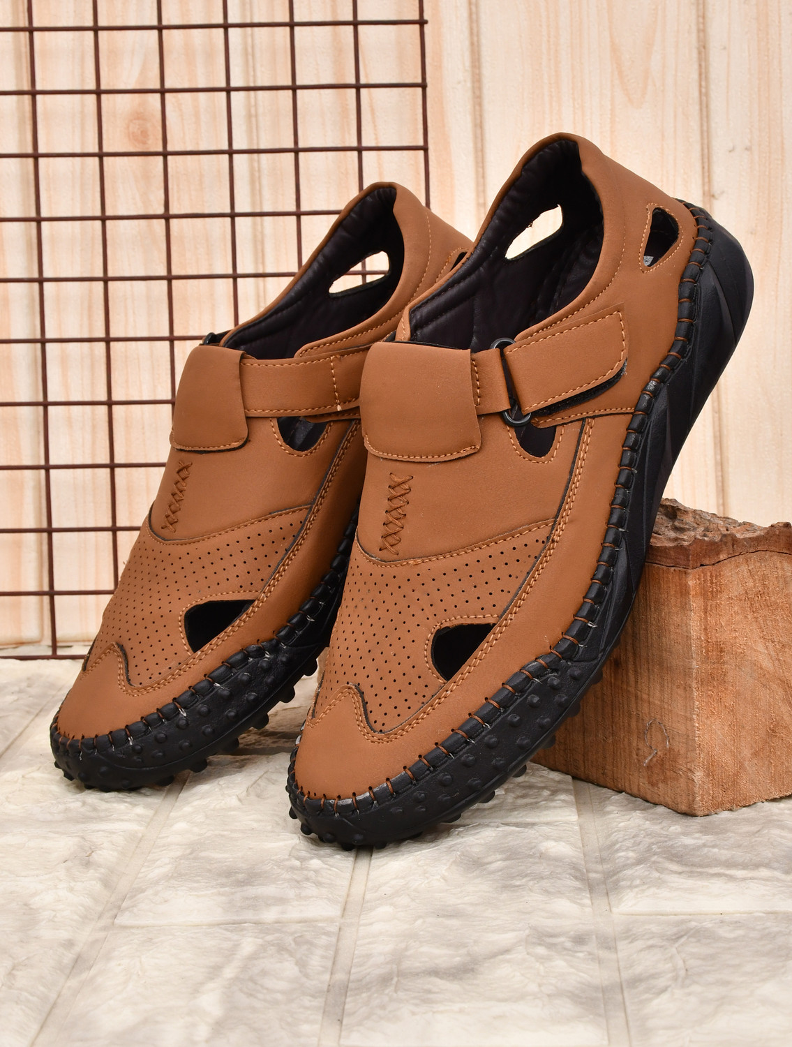 Image of Robbie jones Men Casual