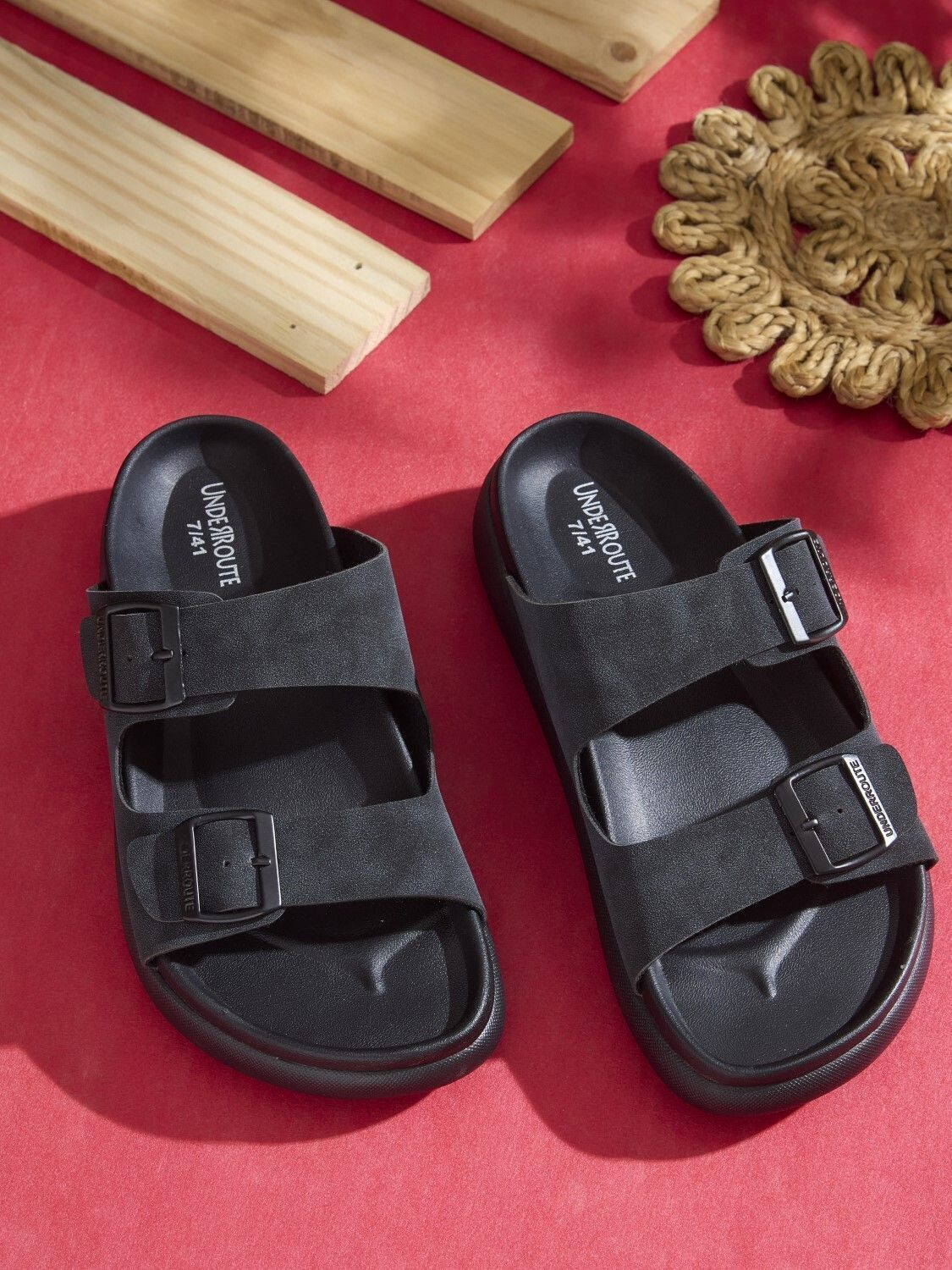 UNDERROUTE Stylish Dual Strap Buckle Design Men Casual