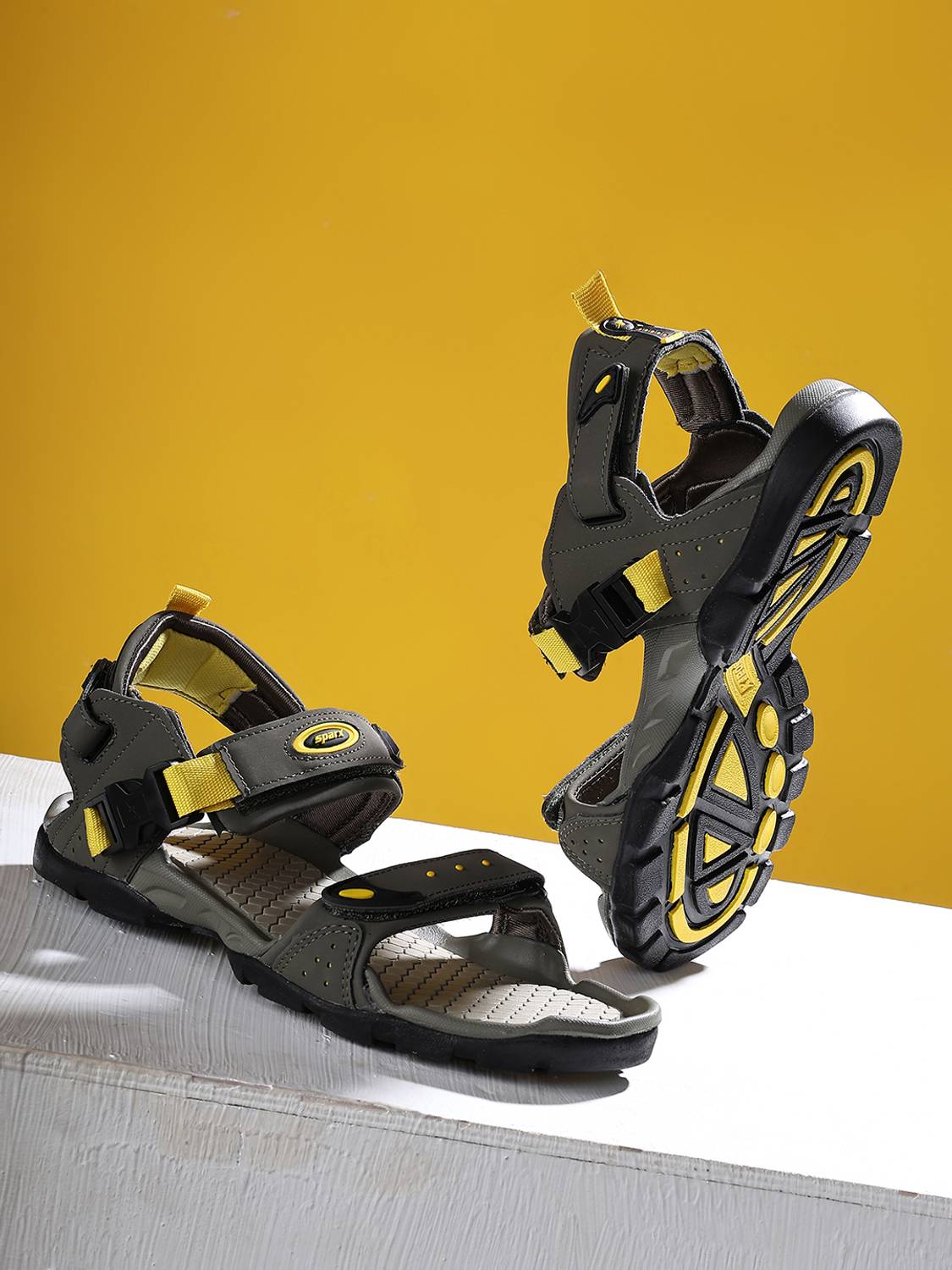 Sparx SS 502 Men Sandals Green - Image 2