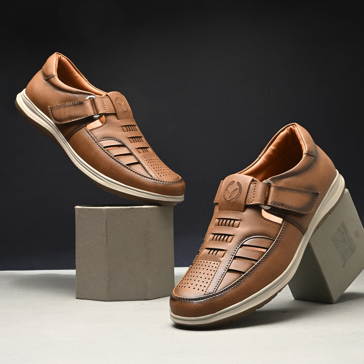 Image of Vellinto Men Sandals