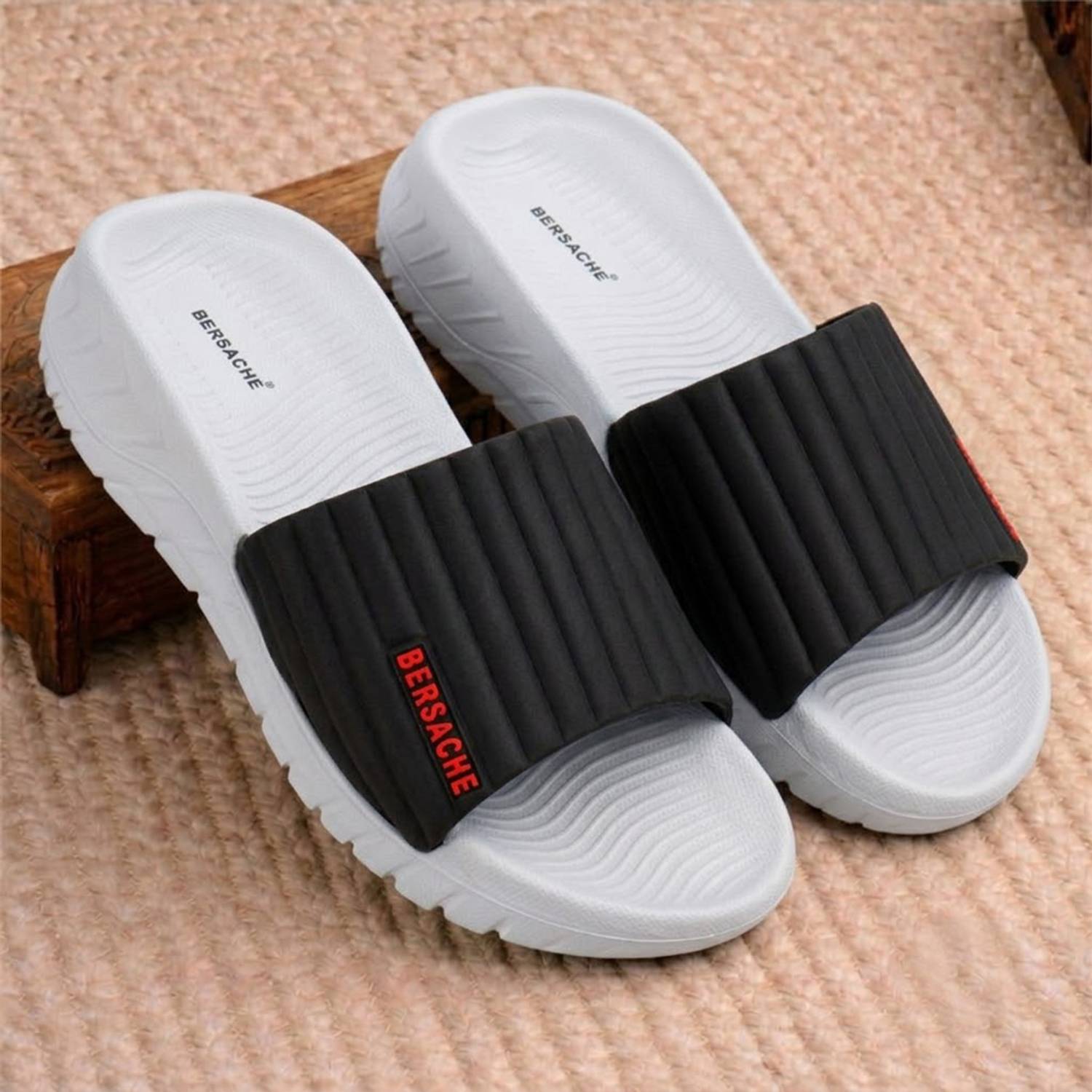 BERSACHE Men Clogs Gray - Image 1