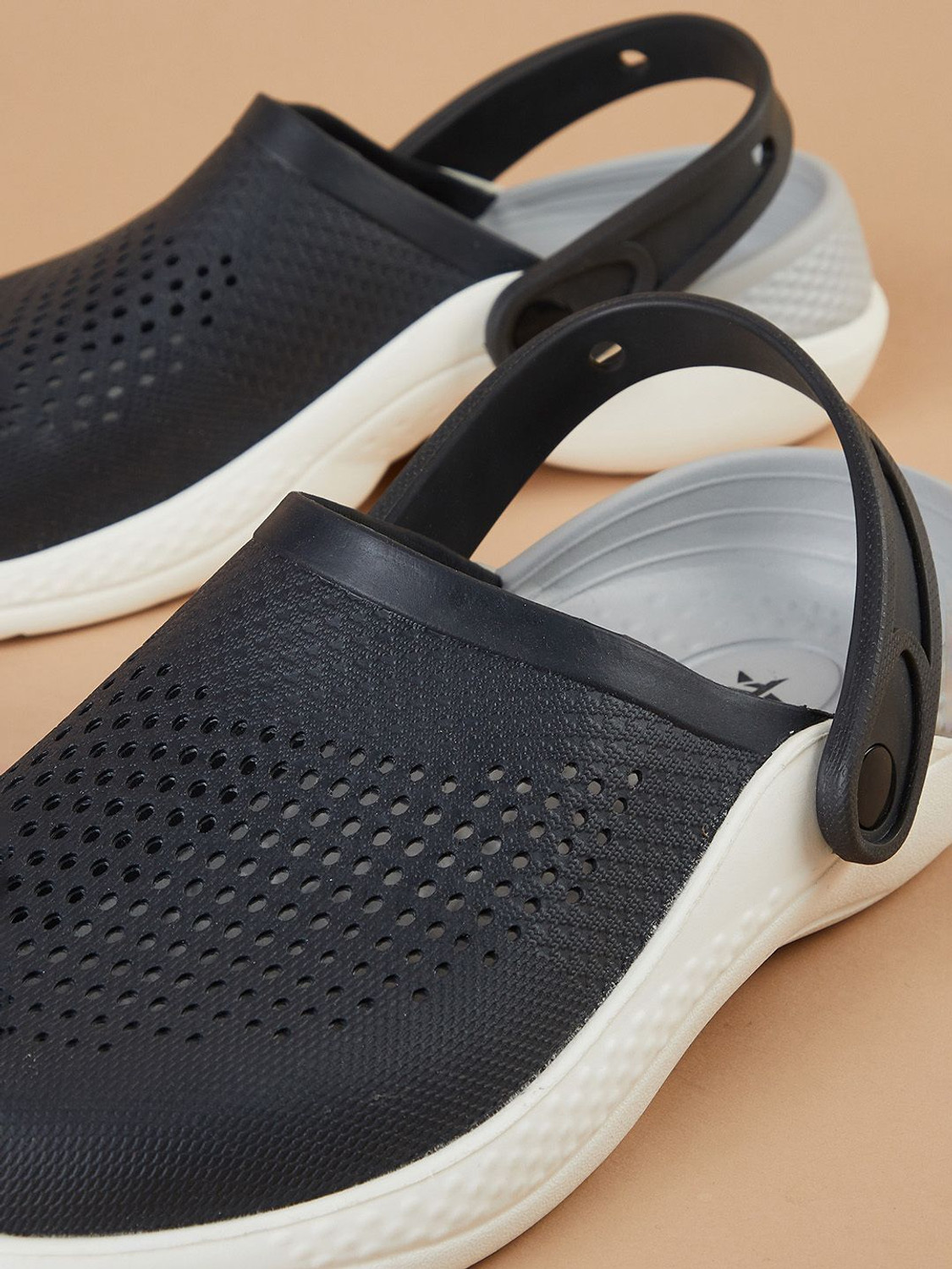 Image of Forca by Lifestyle Men Clogs