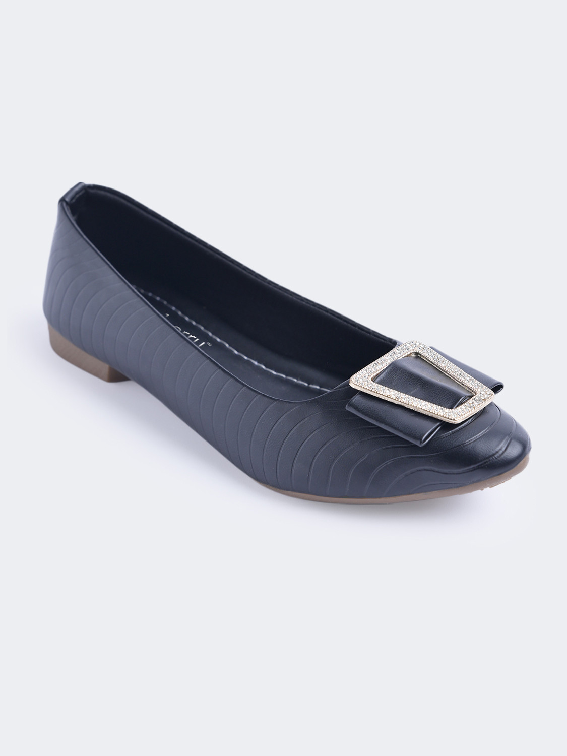Image of Dressberry Bellies For Women