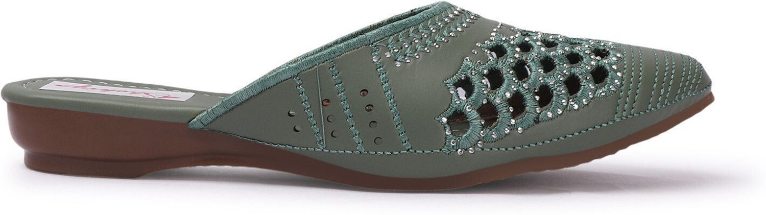 Image of SHOKIYA Women Green Flats
