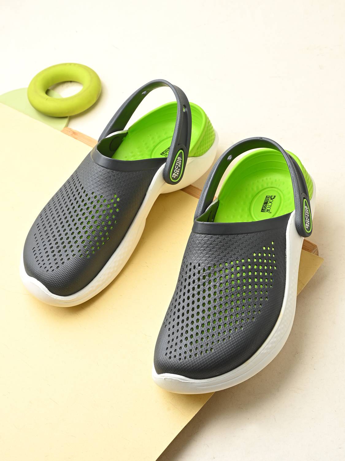 DOCTOR FEEL SOFT Men Clogs - Image 3