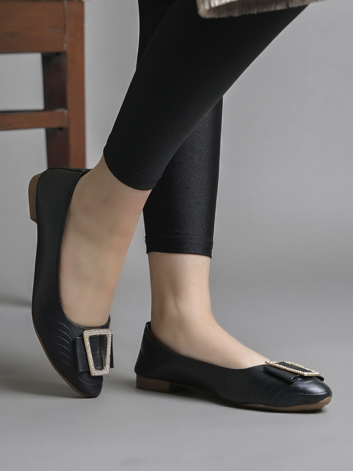 Image of Dressberry Bellies For Women