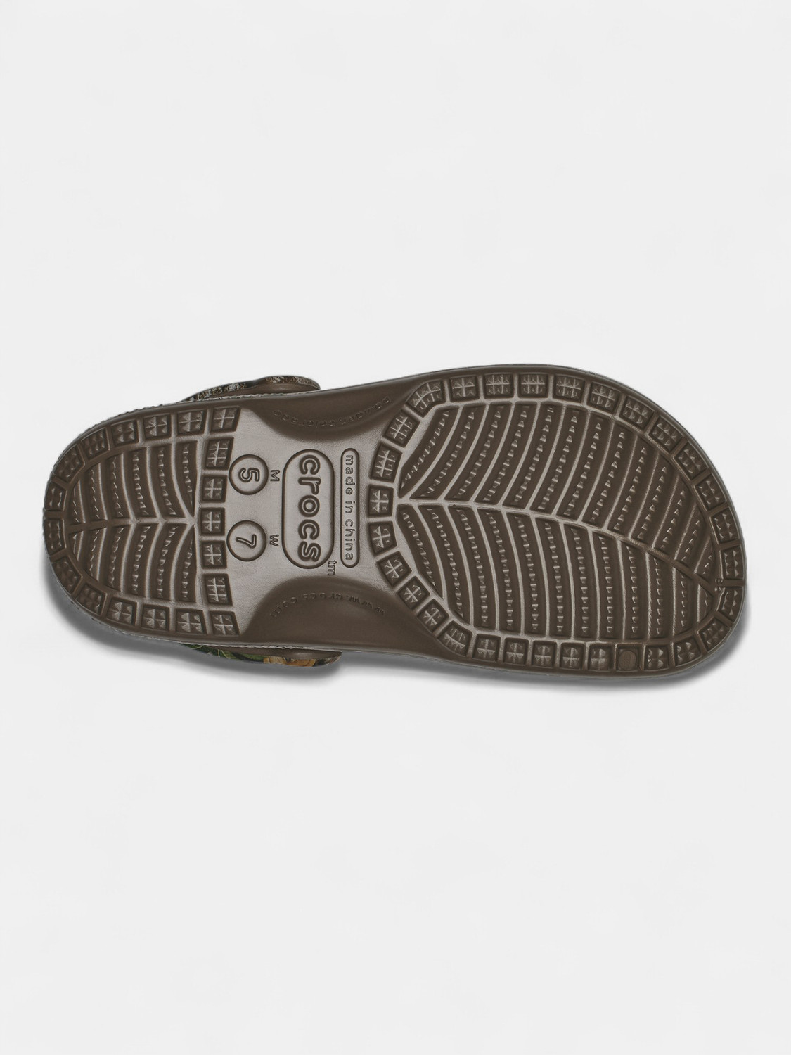 Image of CROCS Classic RealTree Edge Unisex Clogs