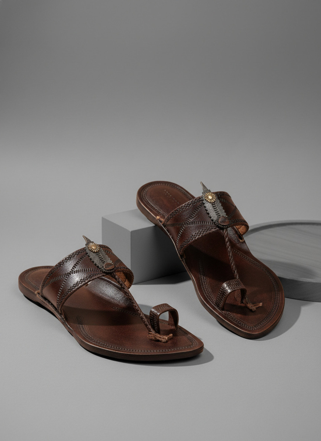 Image of Kolhapuri Men Sandals