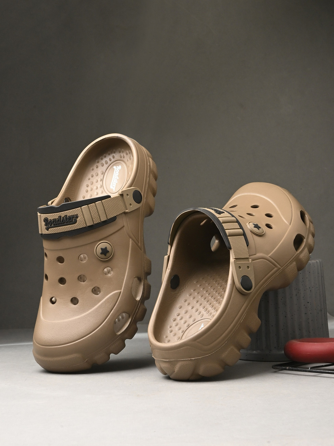 Image of Roadster Soft Trendy Comfortable Chappal Casual Lightweight Men Slippers for Daily Wear Men Clogs