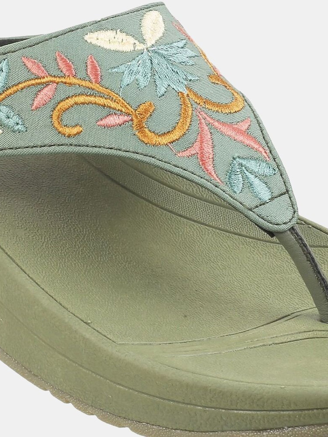 Image of METRO EmbroideredFlatform Women Wedges