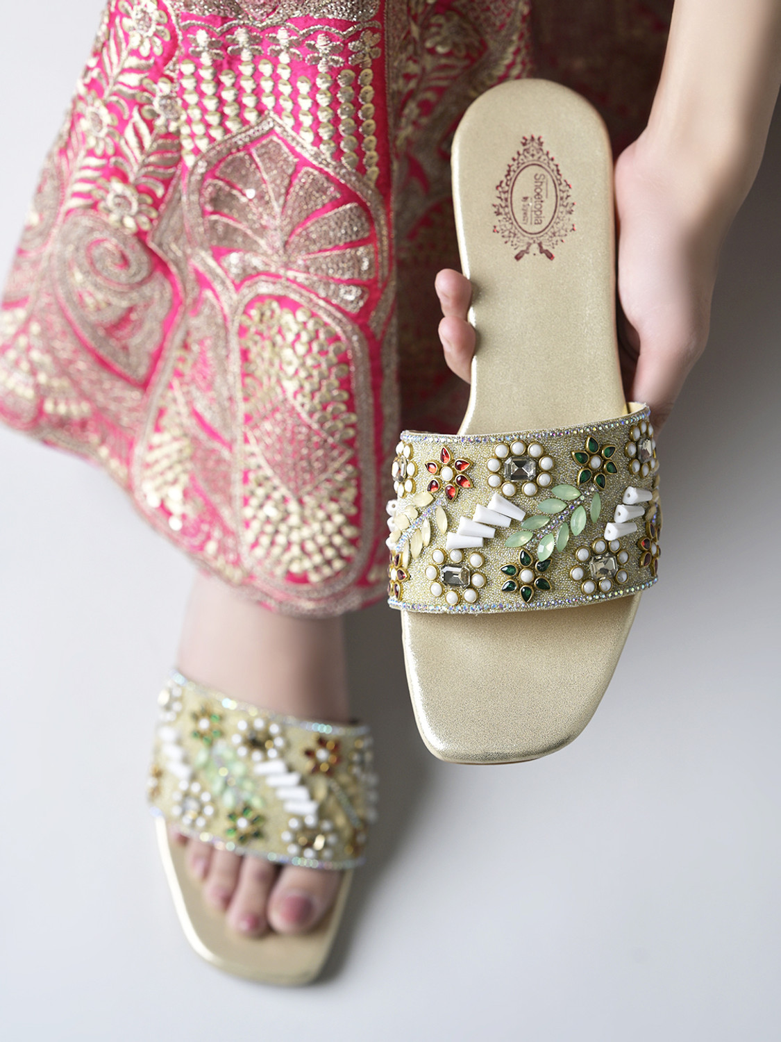 Image of SHOETOPIA Women Flats