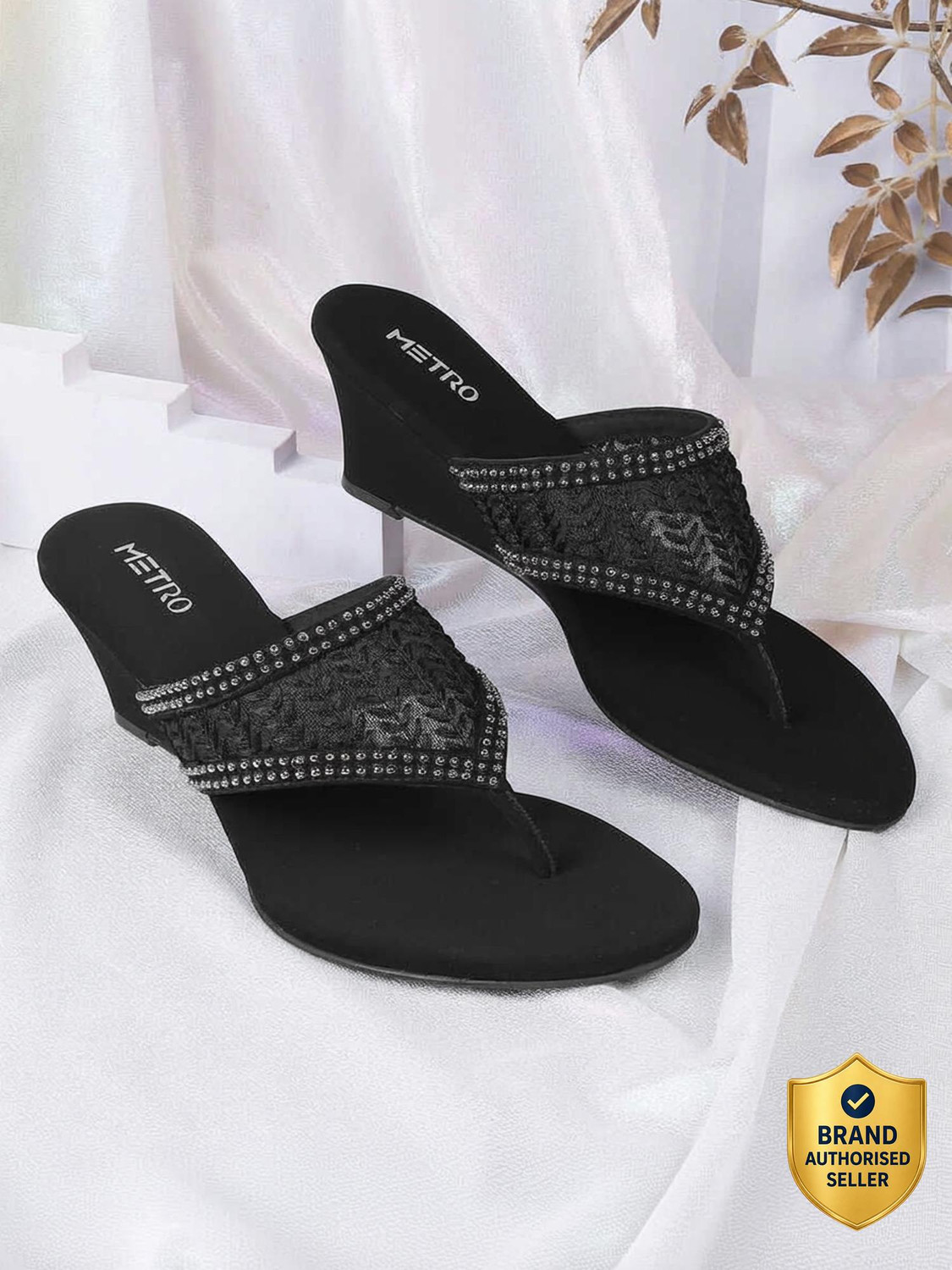Image of METRO Embellished Women Flats
