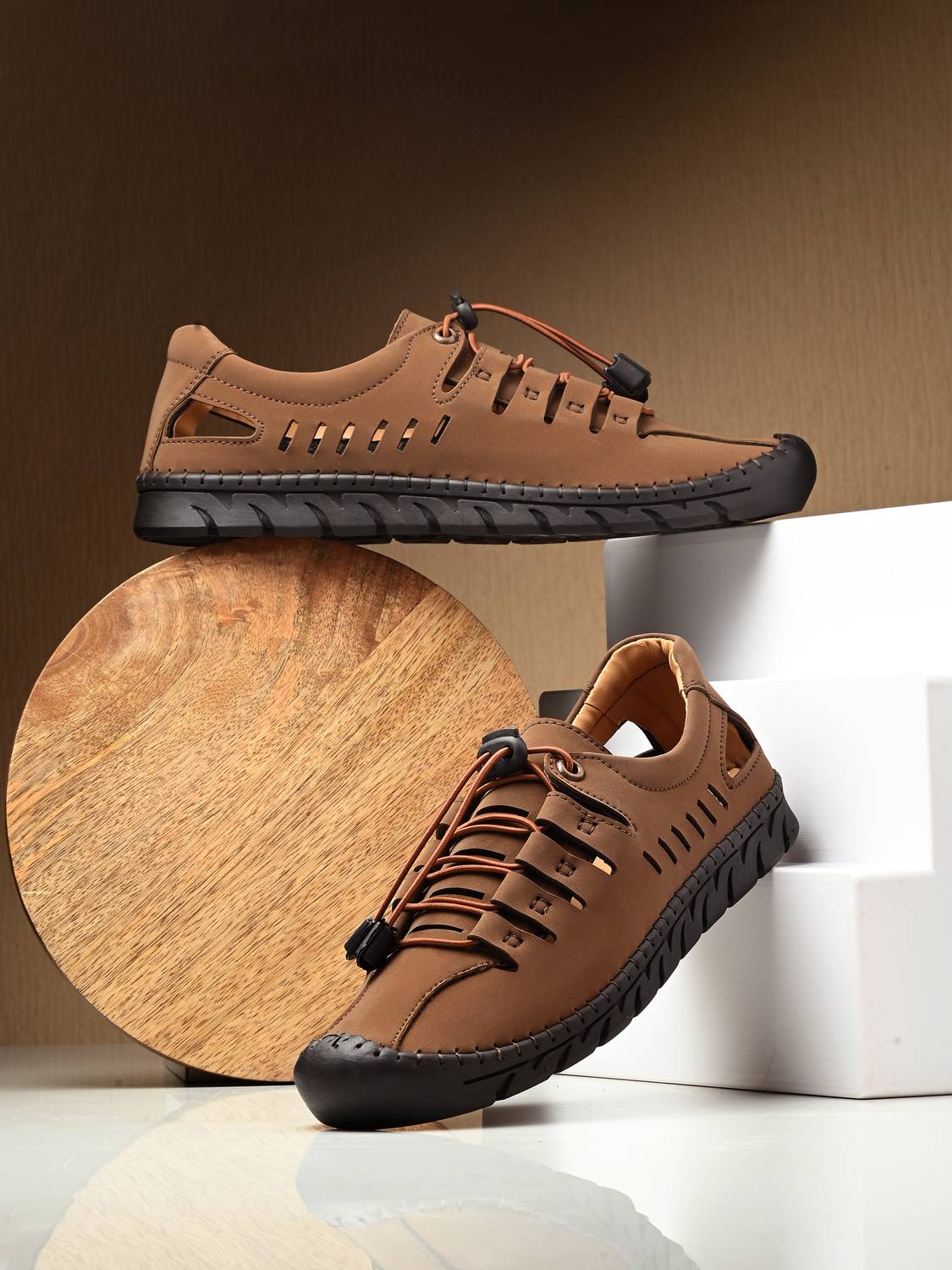 Bucik BCK1090 Lightweight Casual Soft Cushion Comfort Easy Solid Lace-Ups Men Casual