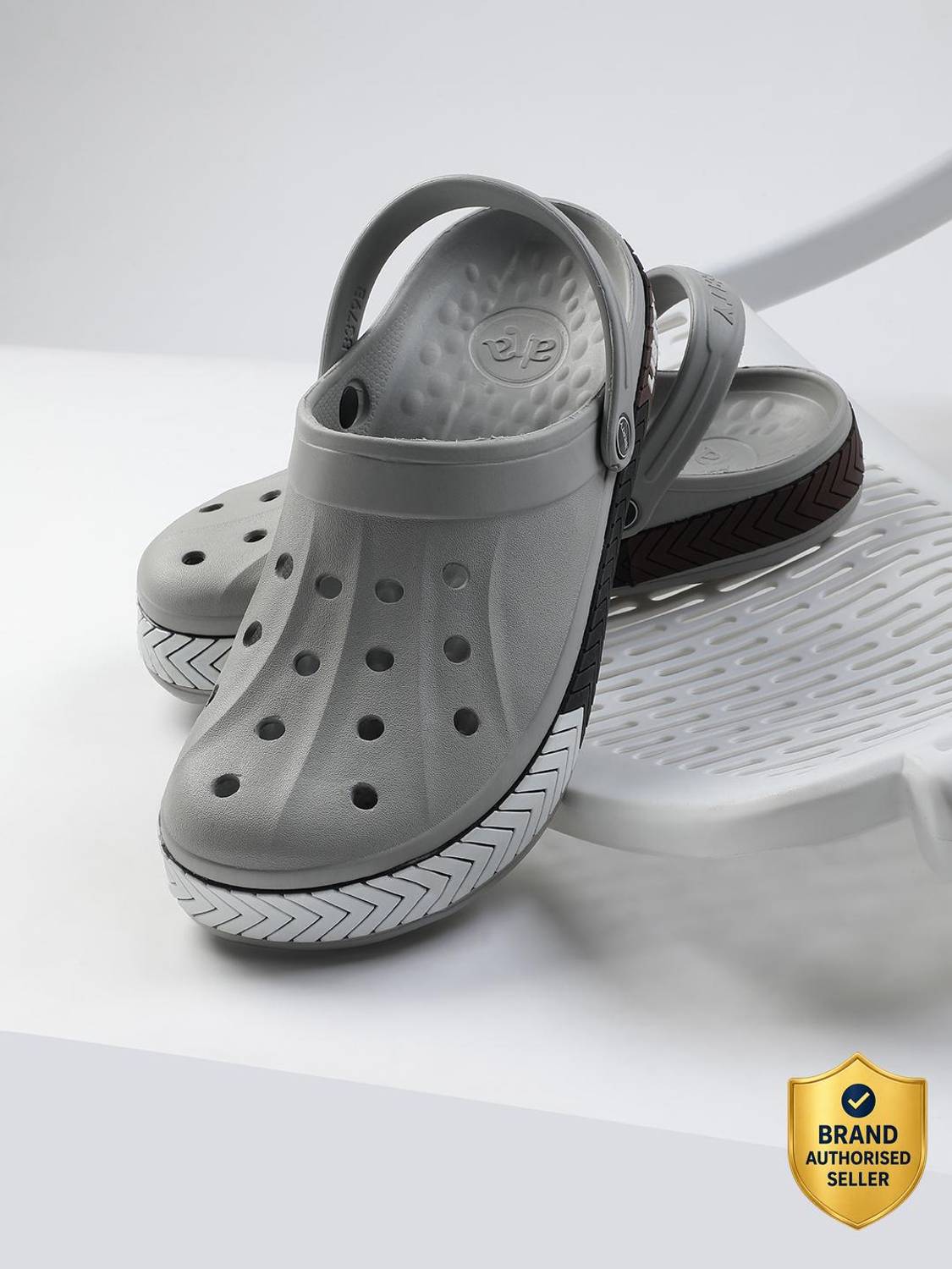LIBERTY Men Clogs Gray - Image 1