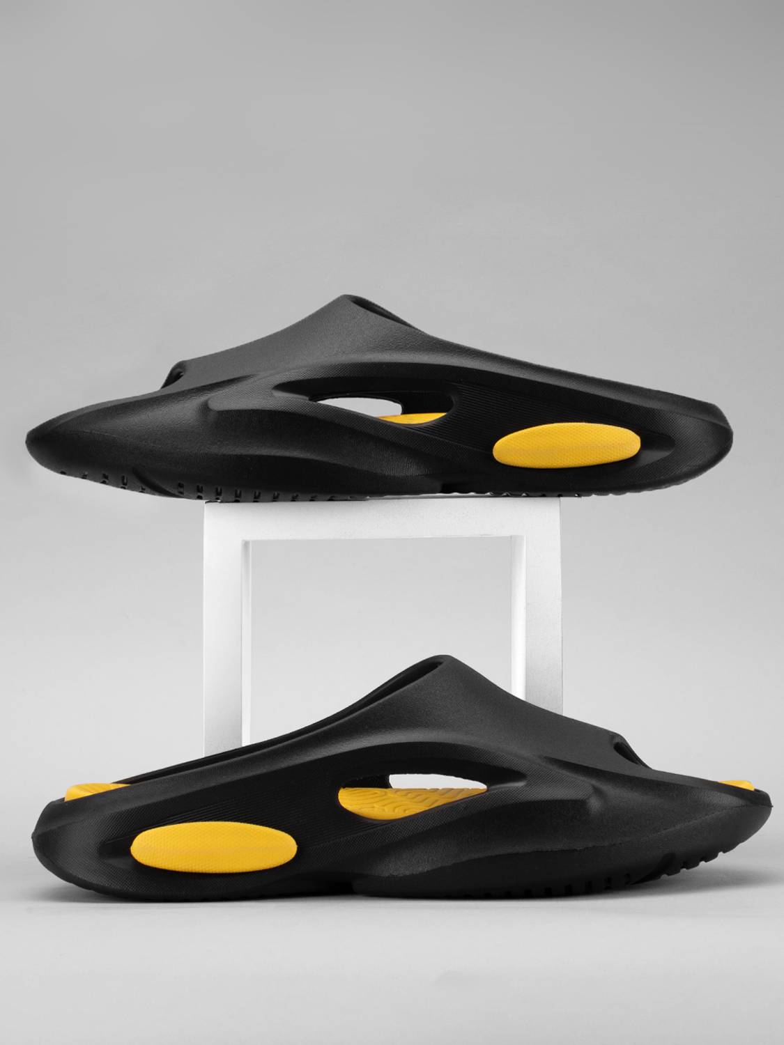 ATOM Men Clogs