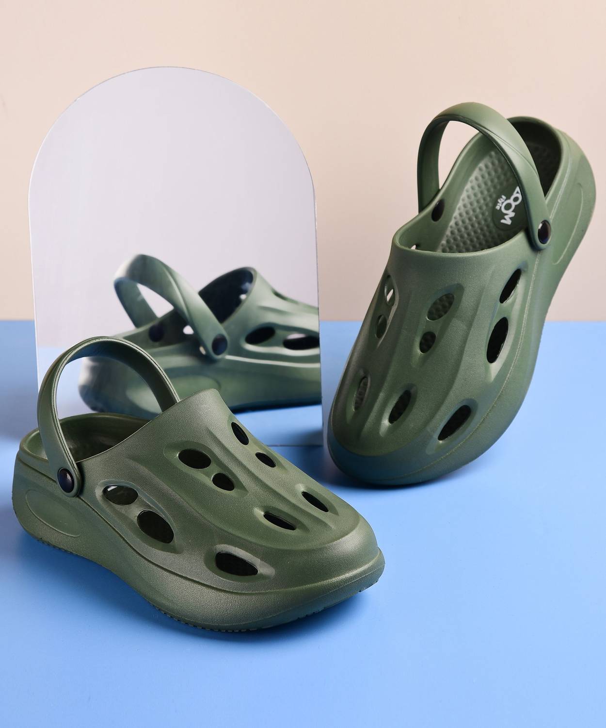 Zoom Ultra Soft Waterproof Clogs with Adjustable Back Strap