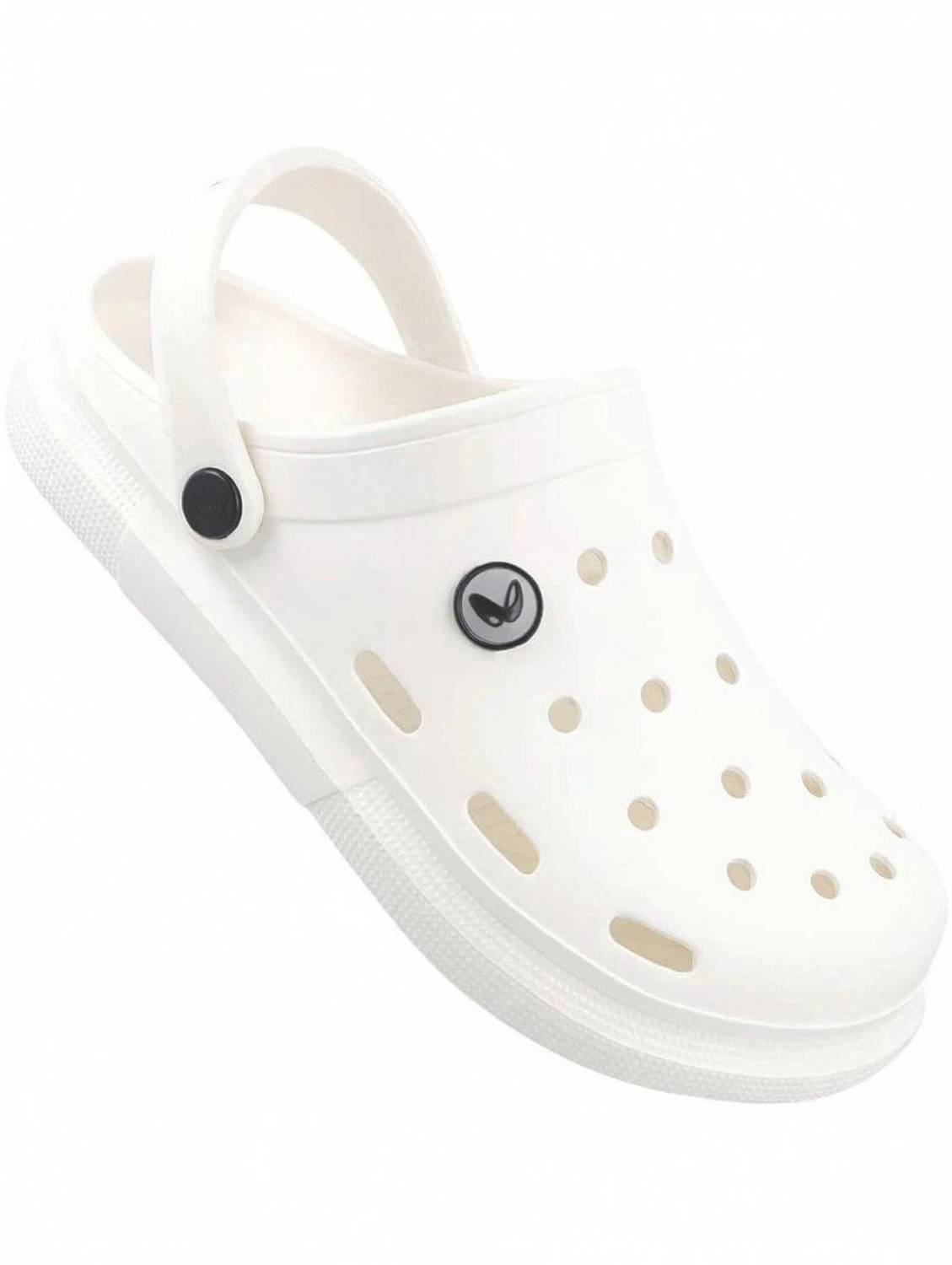 WALKAROO Men Clogs