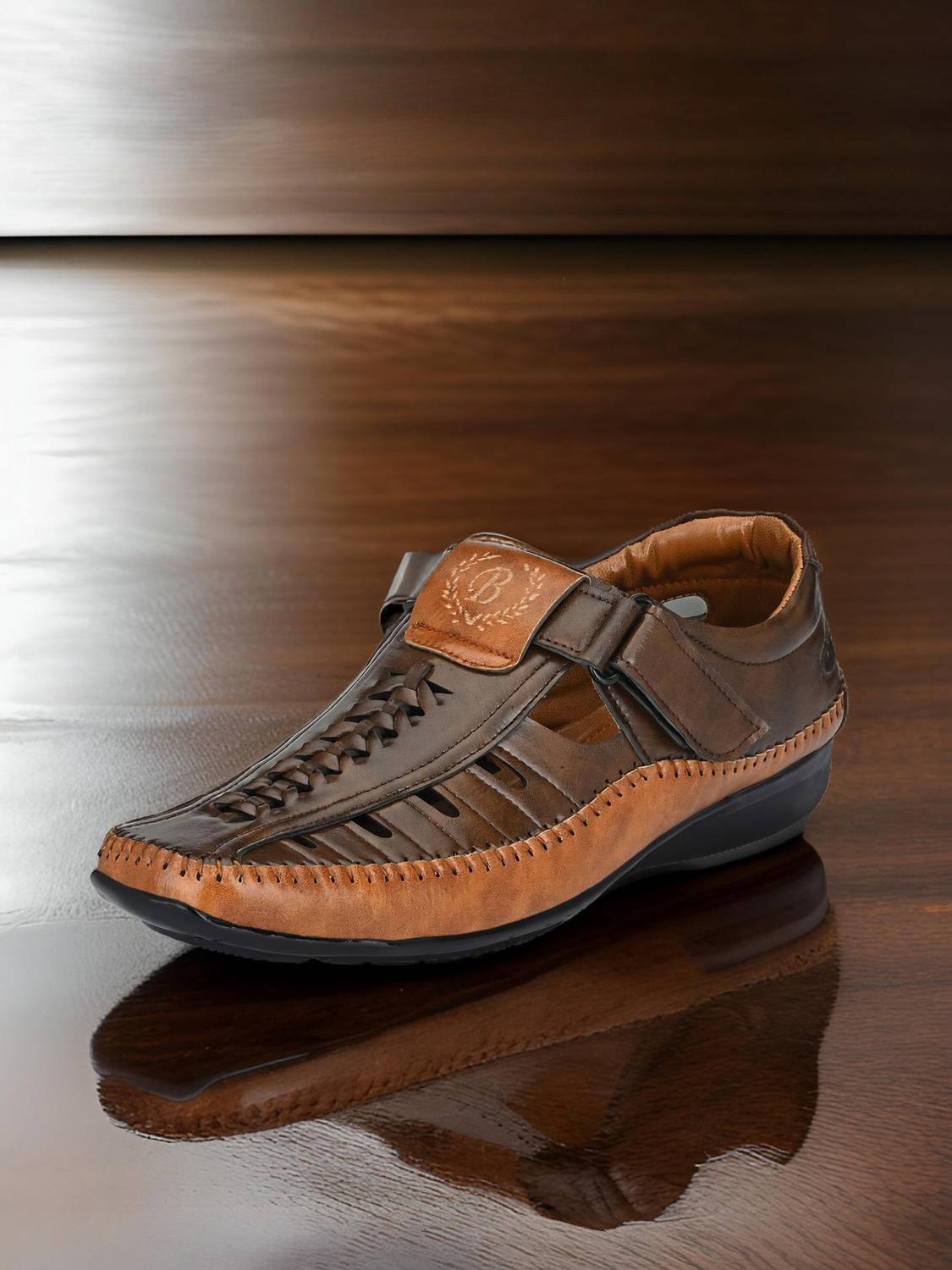 BOLTAGO Men Sandals