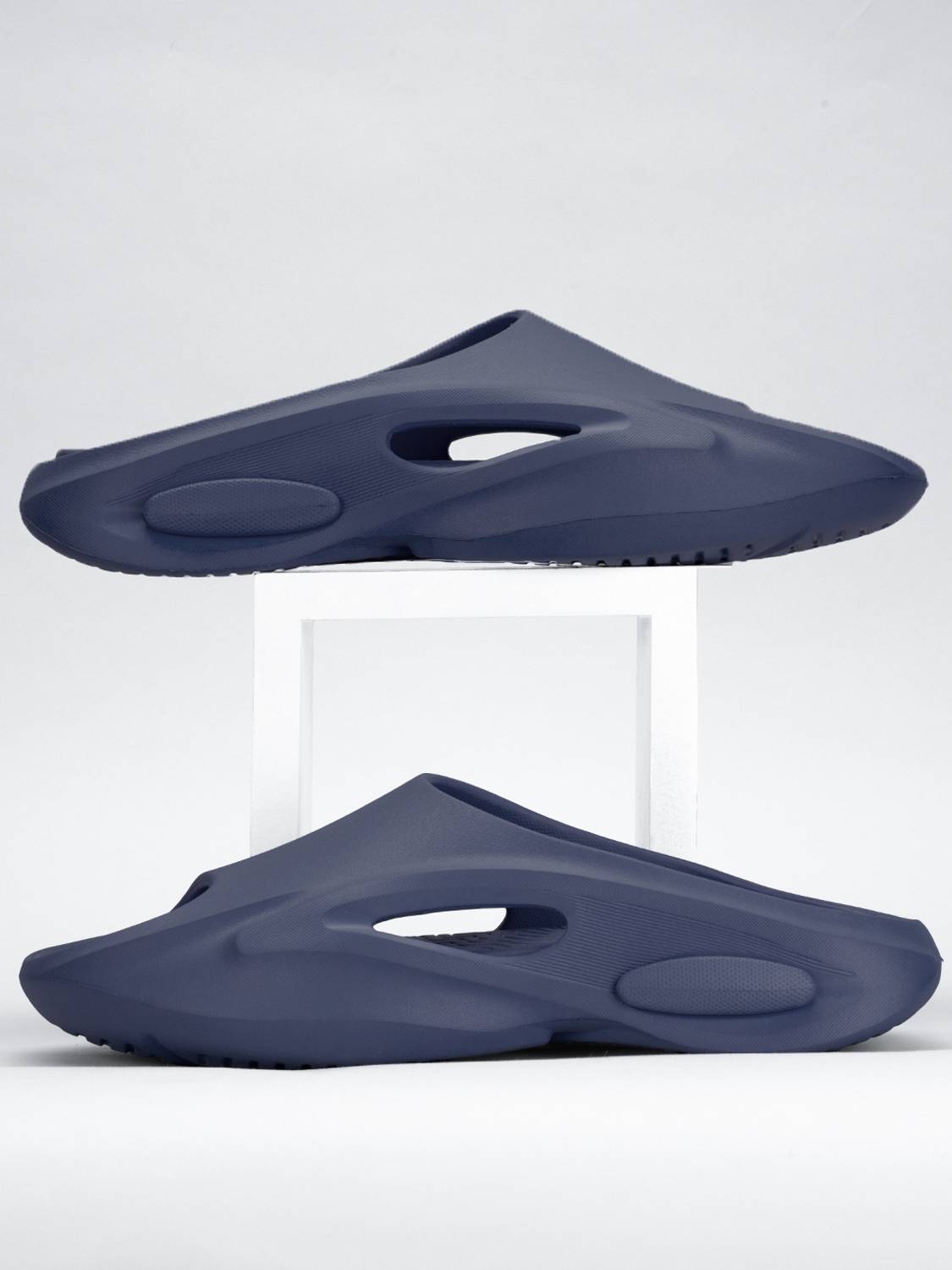 ATOM Men Clogs