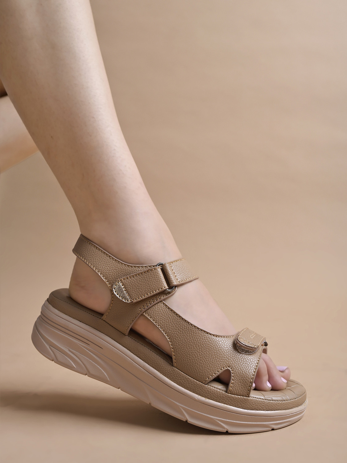 Image of SHOETOPIA Girls Velcro Flats