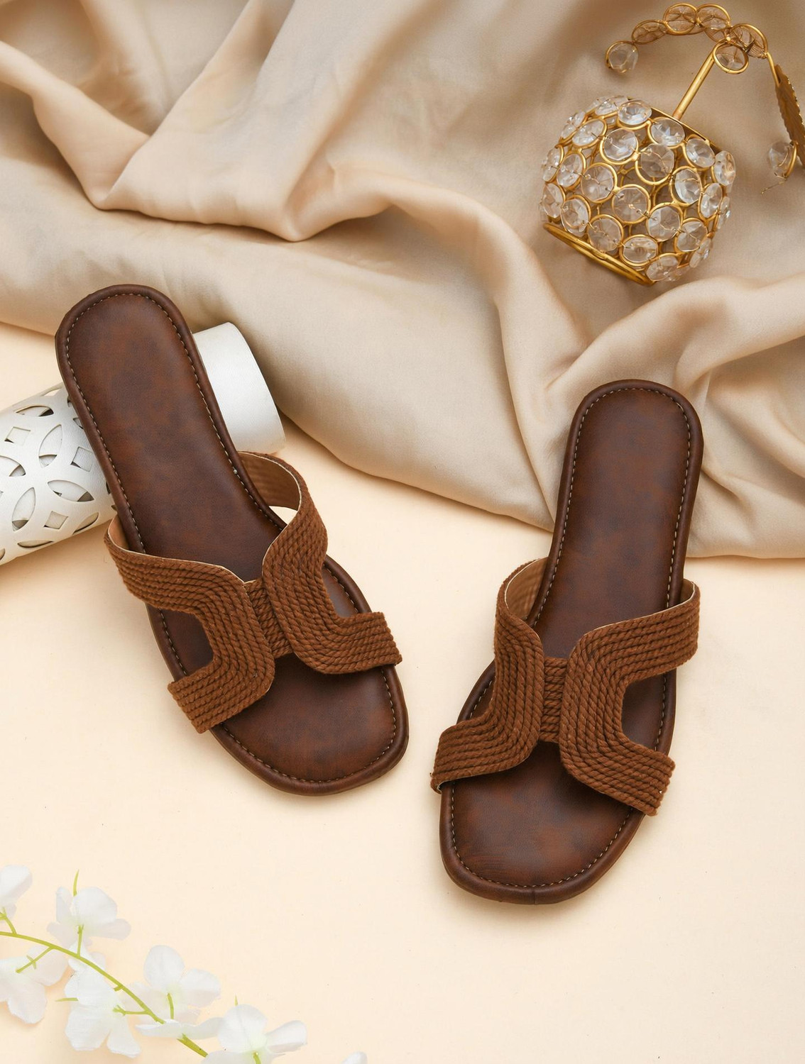 Image of AMAZING TRADERS Women Flats