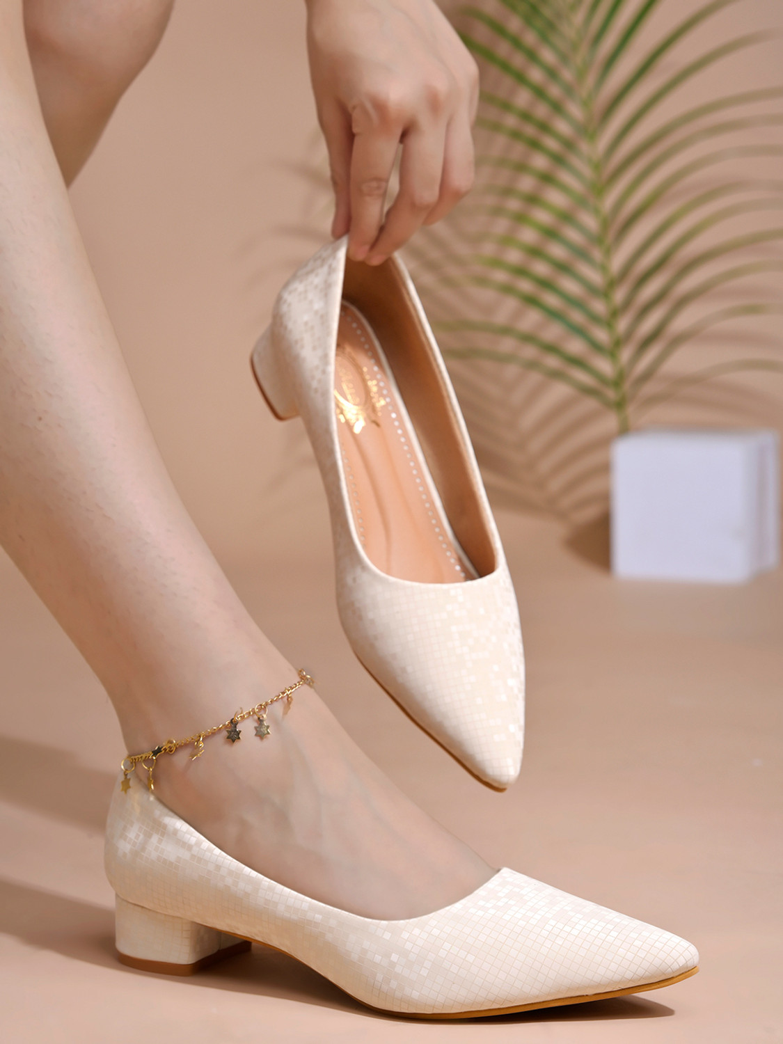 Image of SHOETOPIA Women Heels