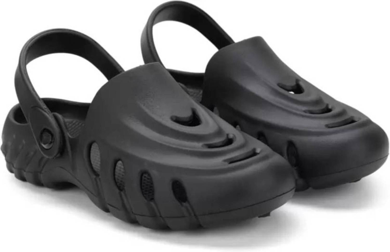 Beonza Men Clogs