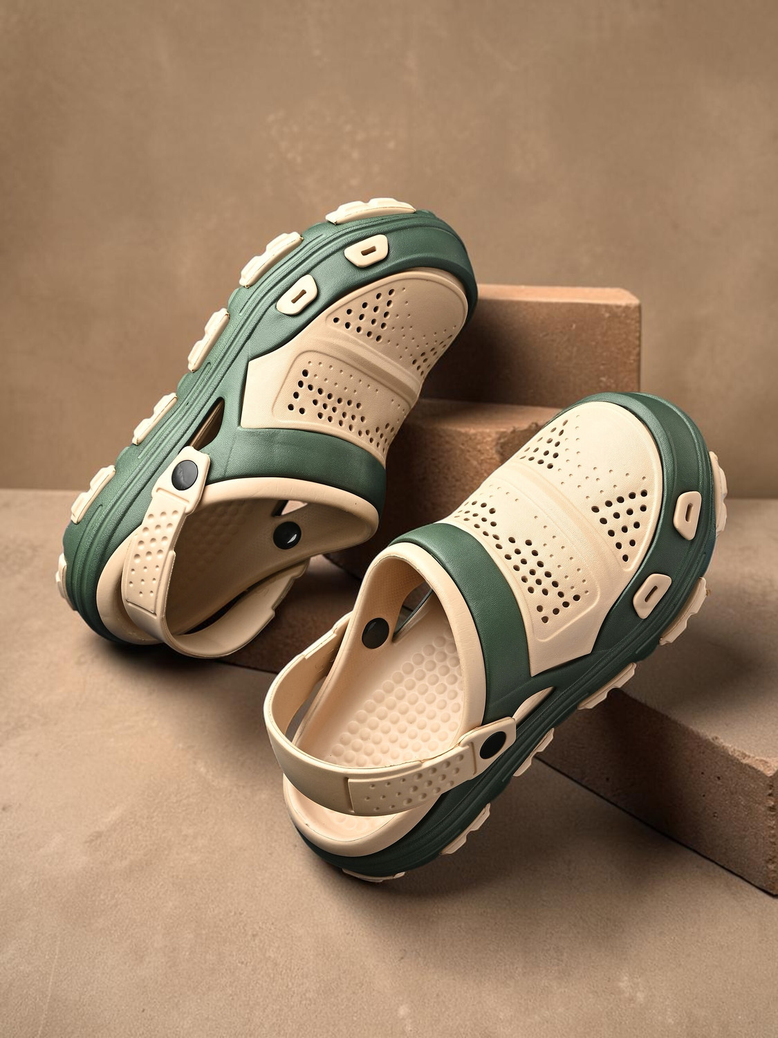 Image of Roadster Soft Trending Comfortable Chappal Lightweight Casual Slippers for Daily Wear Men Clogs