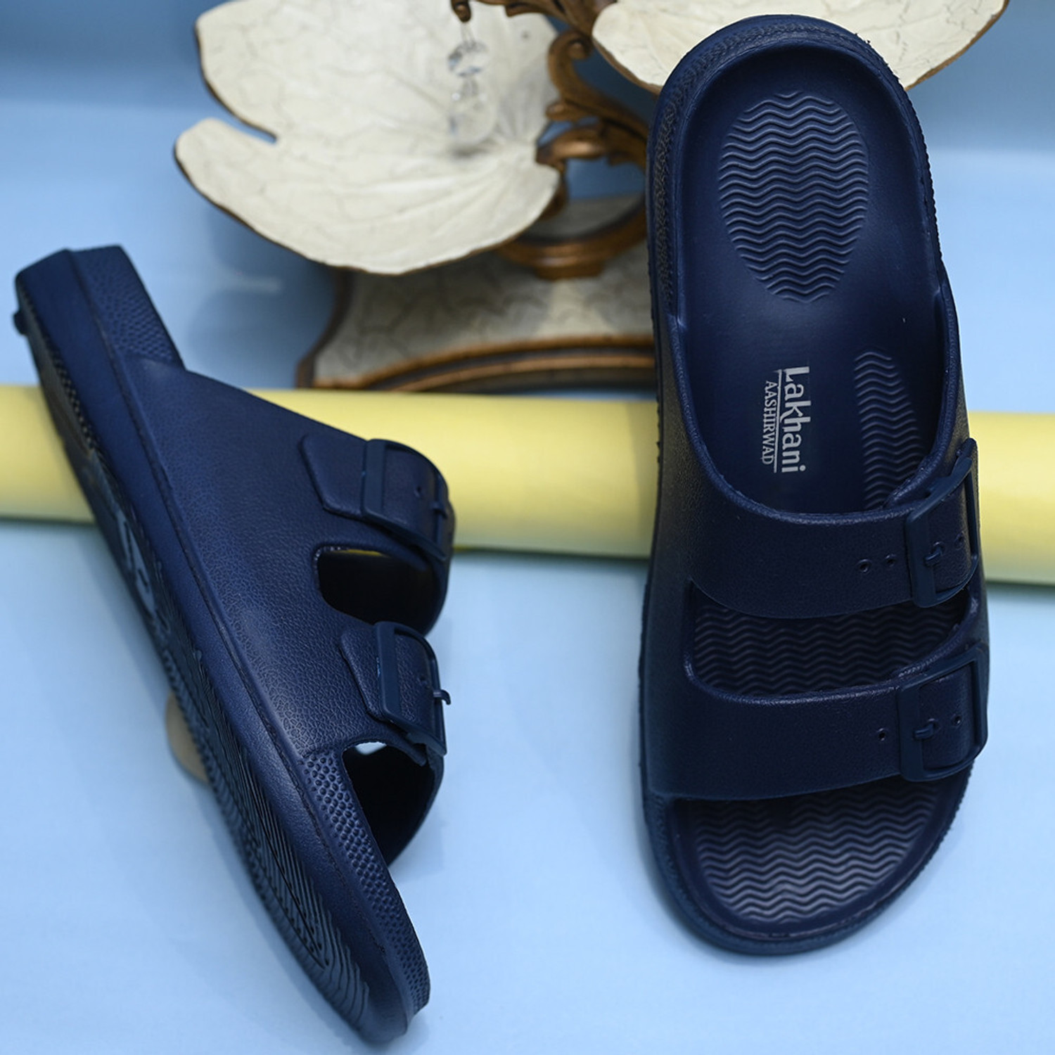 Image of Lakhani Aashirwad Men Sandals
