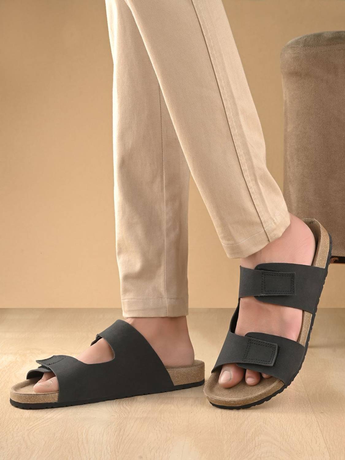 BIG FOX Men Black Sandals - Image 1