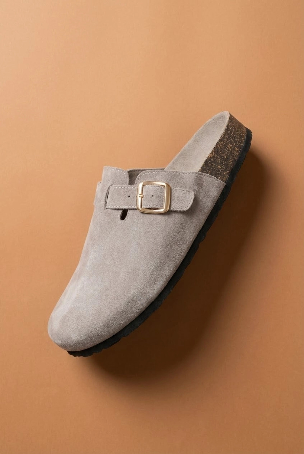 Image of BIG FOX Clogs, White with Adjustable Strap, Comfort Platform Soles Clogs Women Flats
