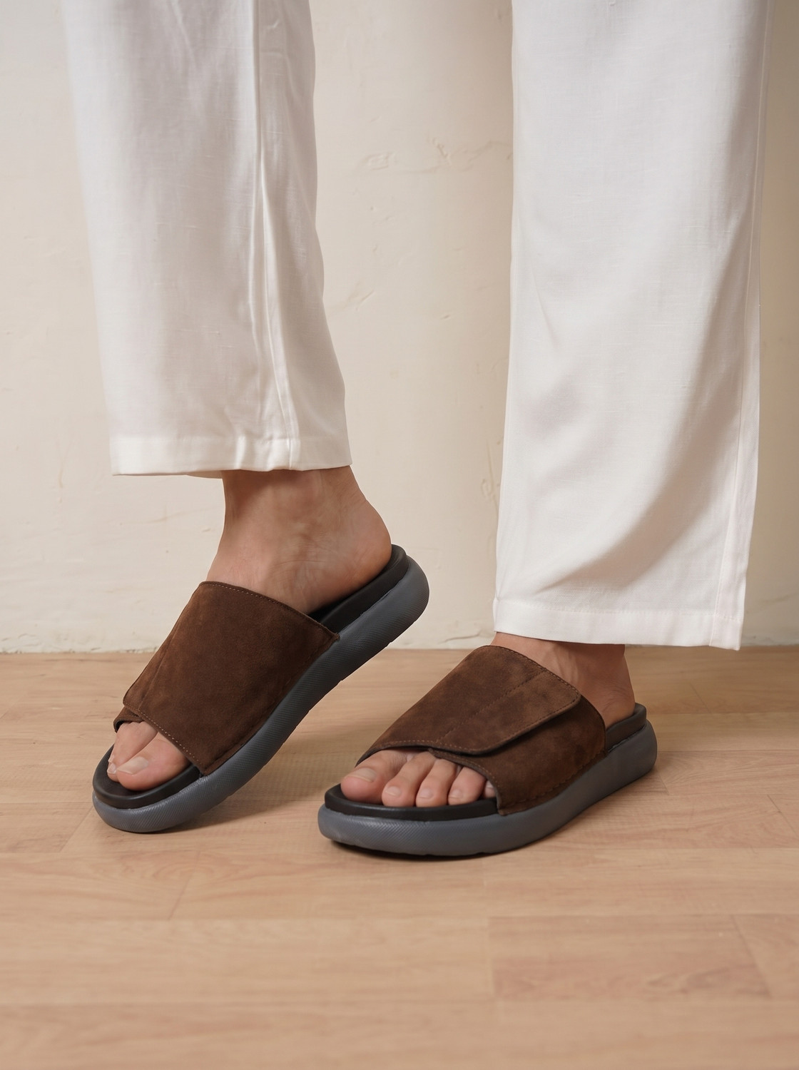Image of WAINERS Men Sandals