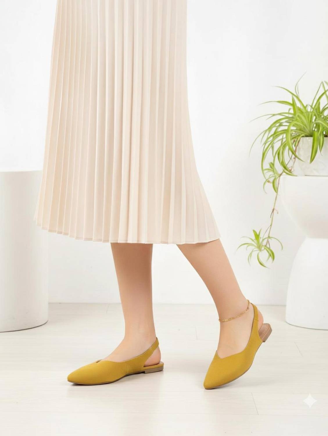 RuWin Fashion Women Flats Yellow - Image 1