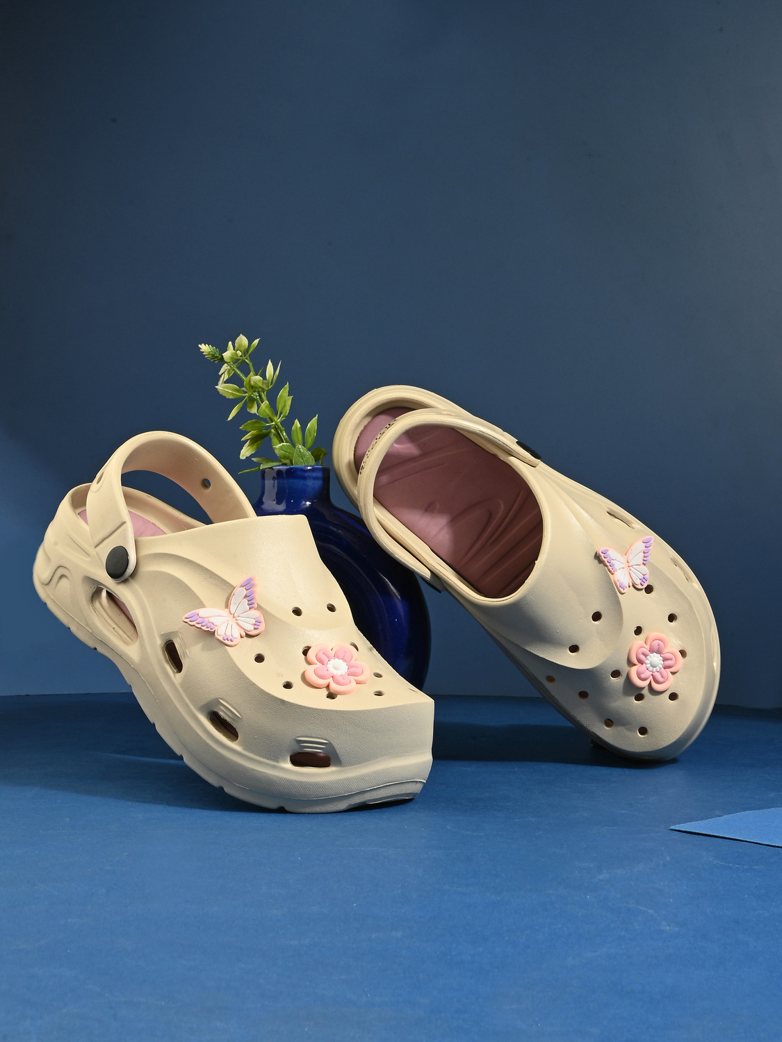 Image of DOCTOR FEEL SOFT Women Walking Comfort|Soft Footbed|EVA Sole|Lightweight|Anti-Slip Clogs Women Clogs
