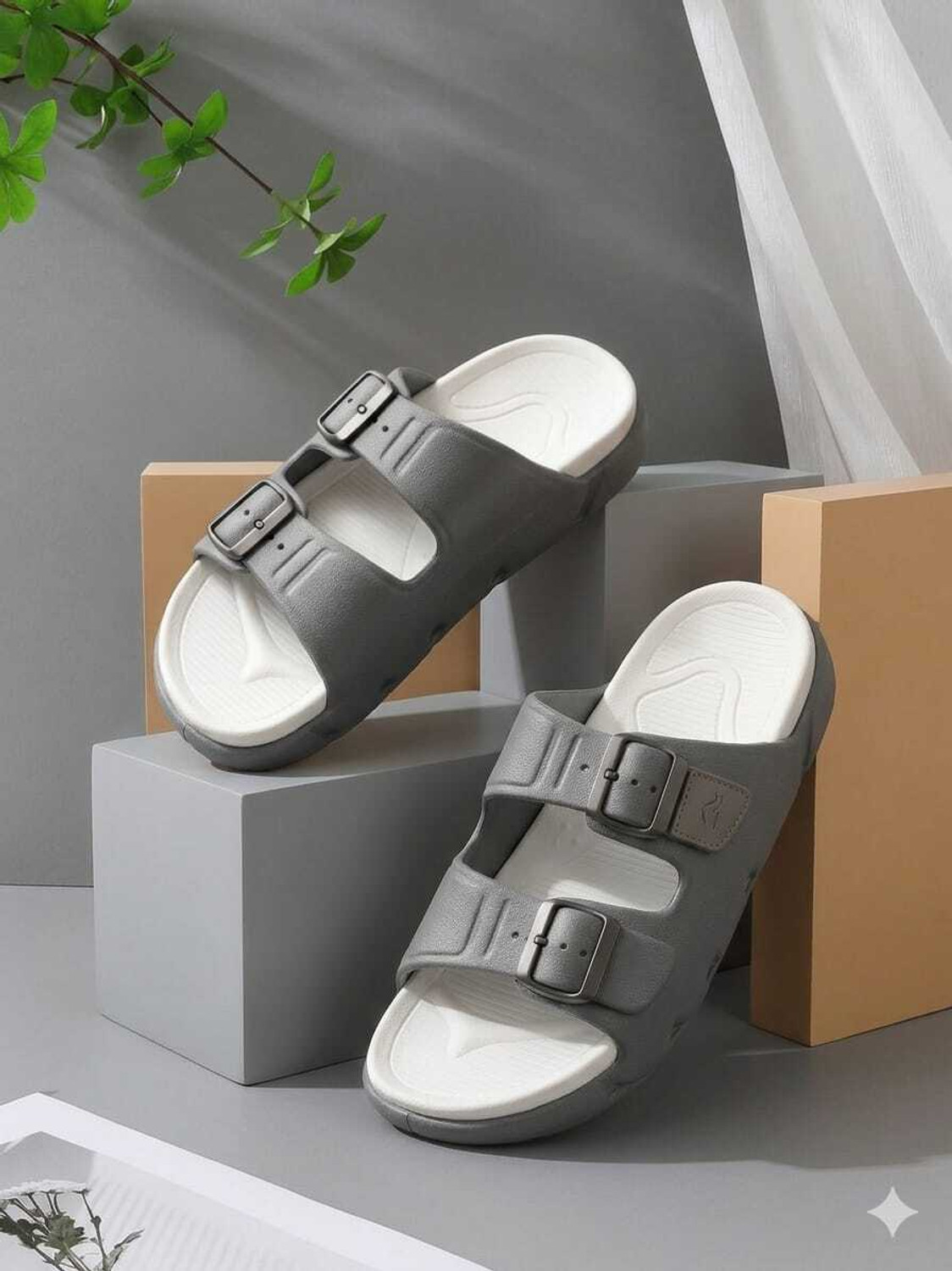 Image of WOWSER Men Sandals