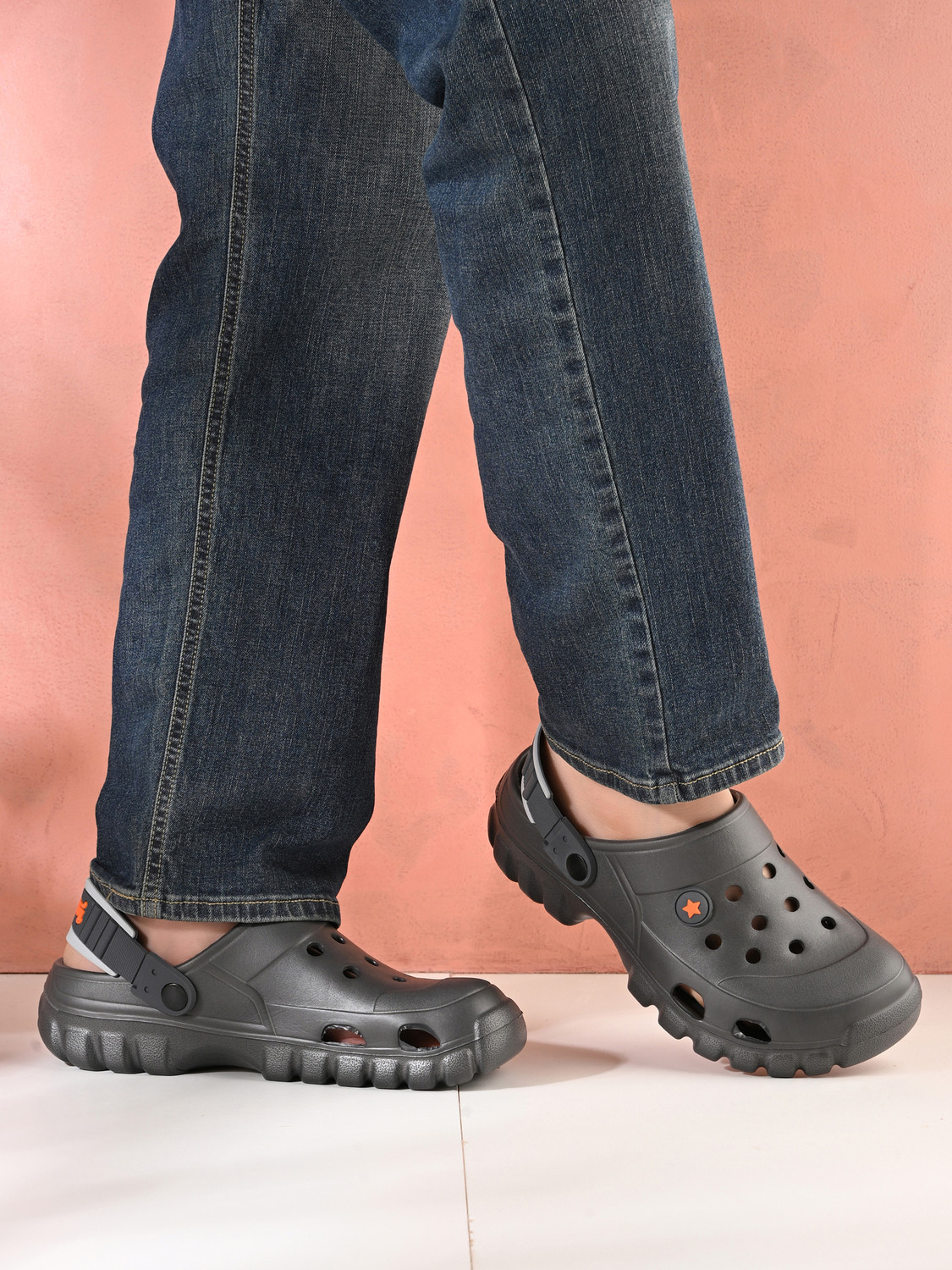Image of Roadster Soft Trendy Comfortable Chappal Casual Lightweight Men Slippers for Daily Wear Men Clogs