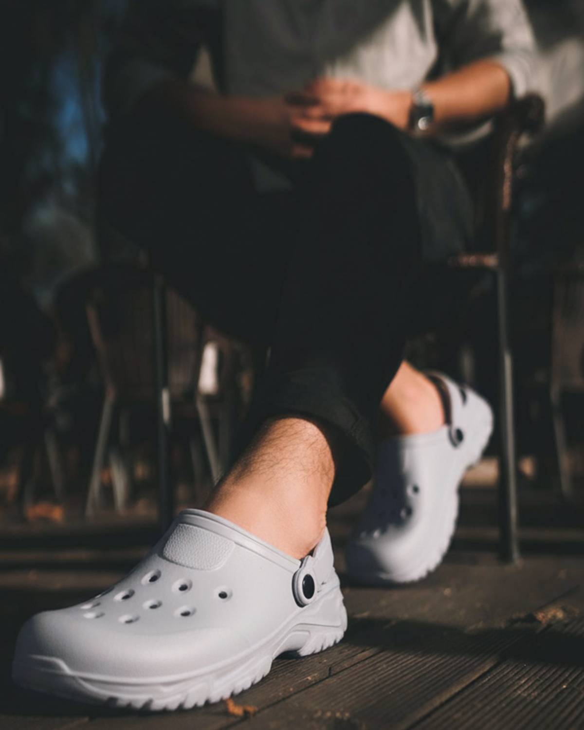 BEWAKOOF Men Clogs