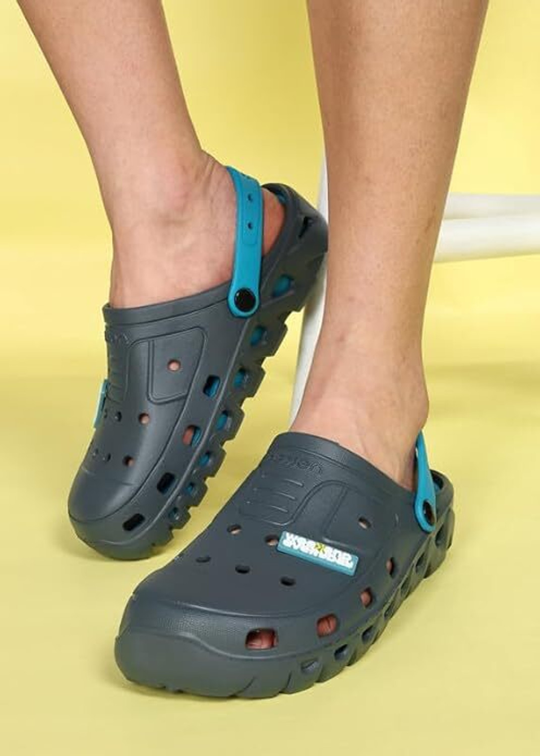 Image of Paragon Sliders Comfortable Antiskid Ideal Everyday use Men Sandals