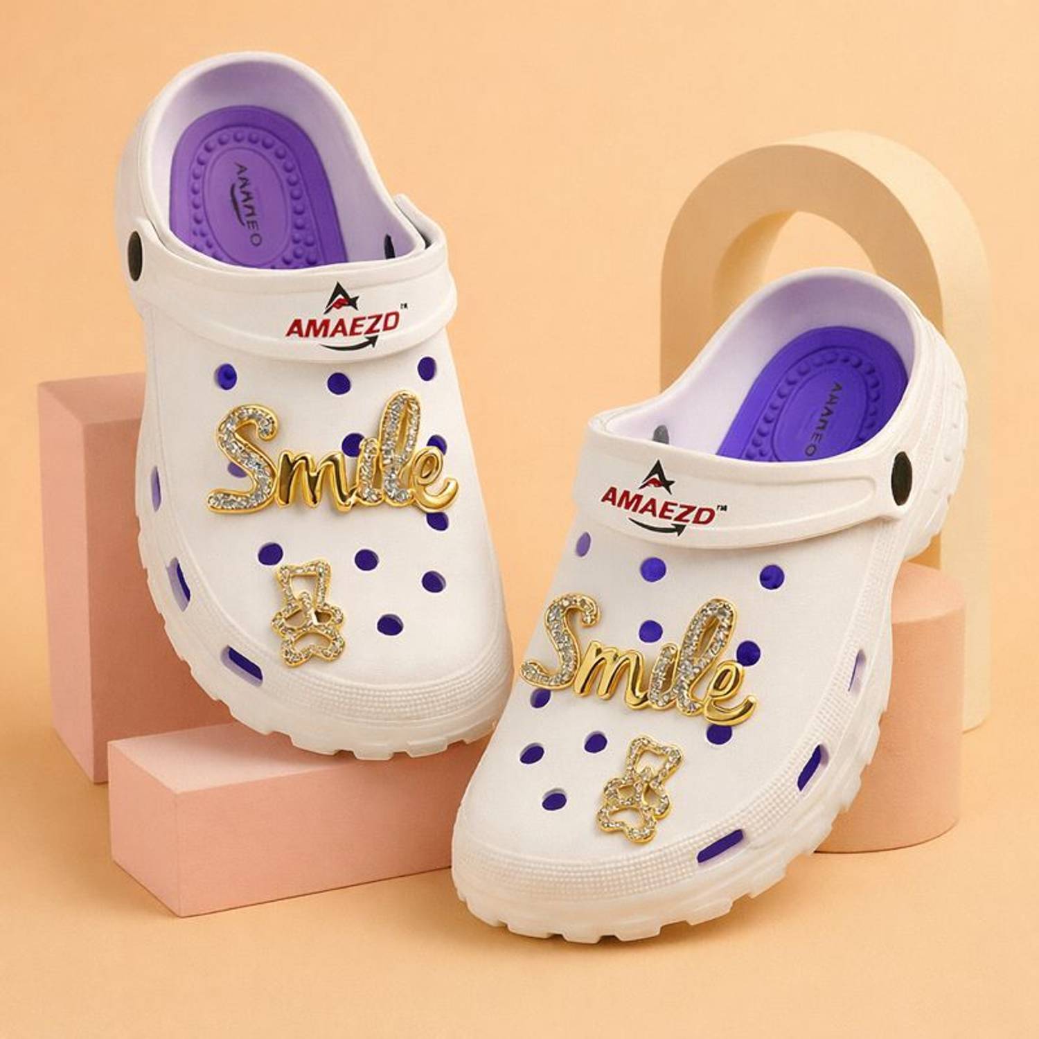 amaezo Women Clogs