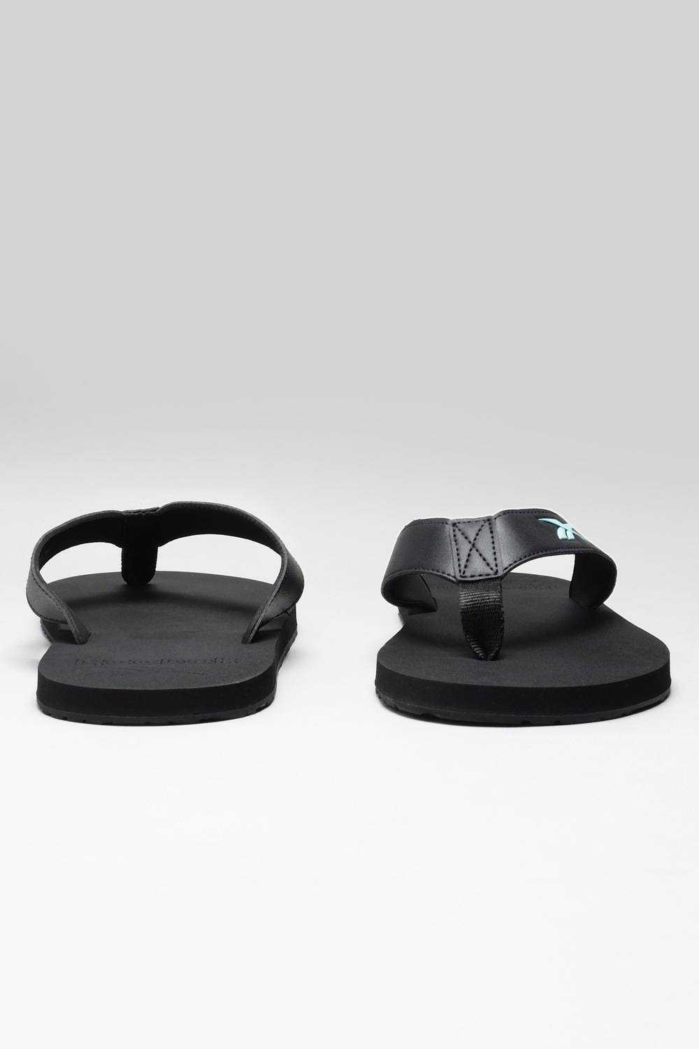 Reebok Union Flip Men Black Sandals - Image 5