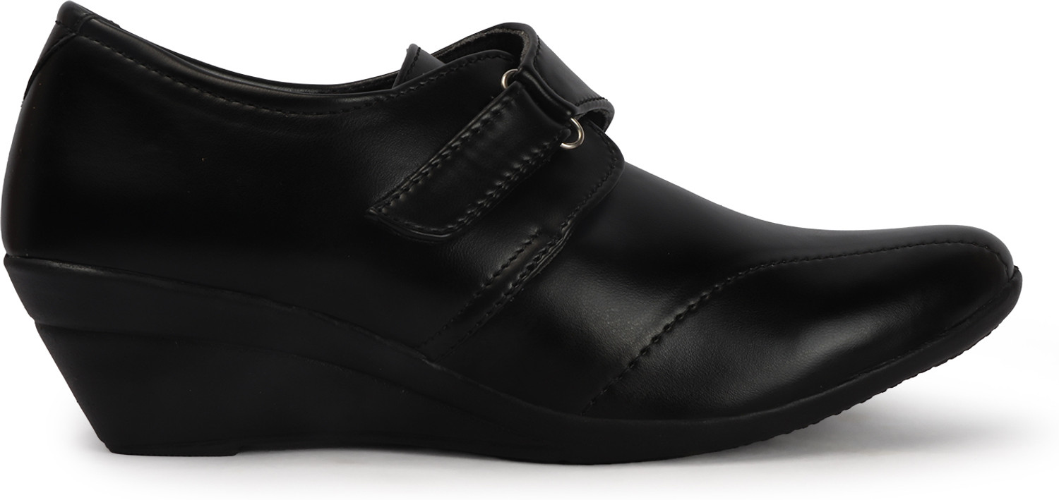 Image of Romds Women Wedges Sandal (Black, 5)