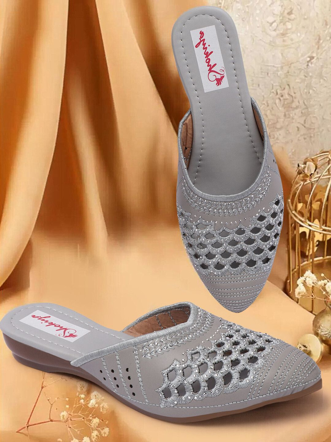 Image of SHOKIYA Women Grey Flats
