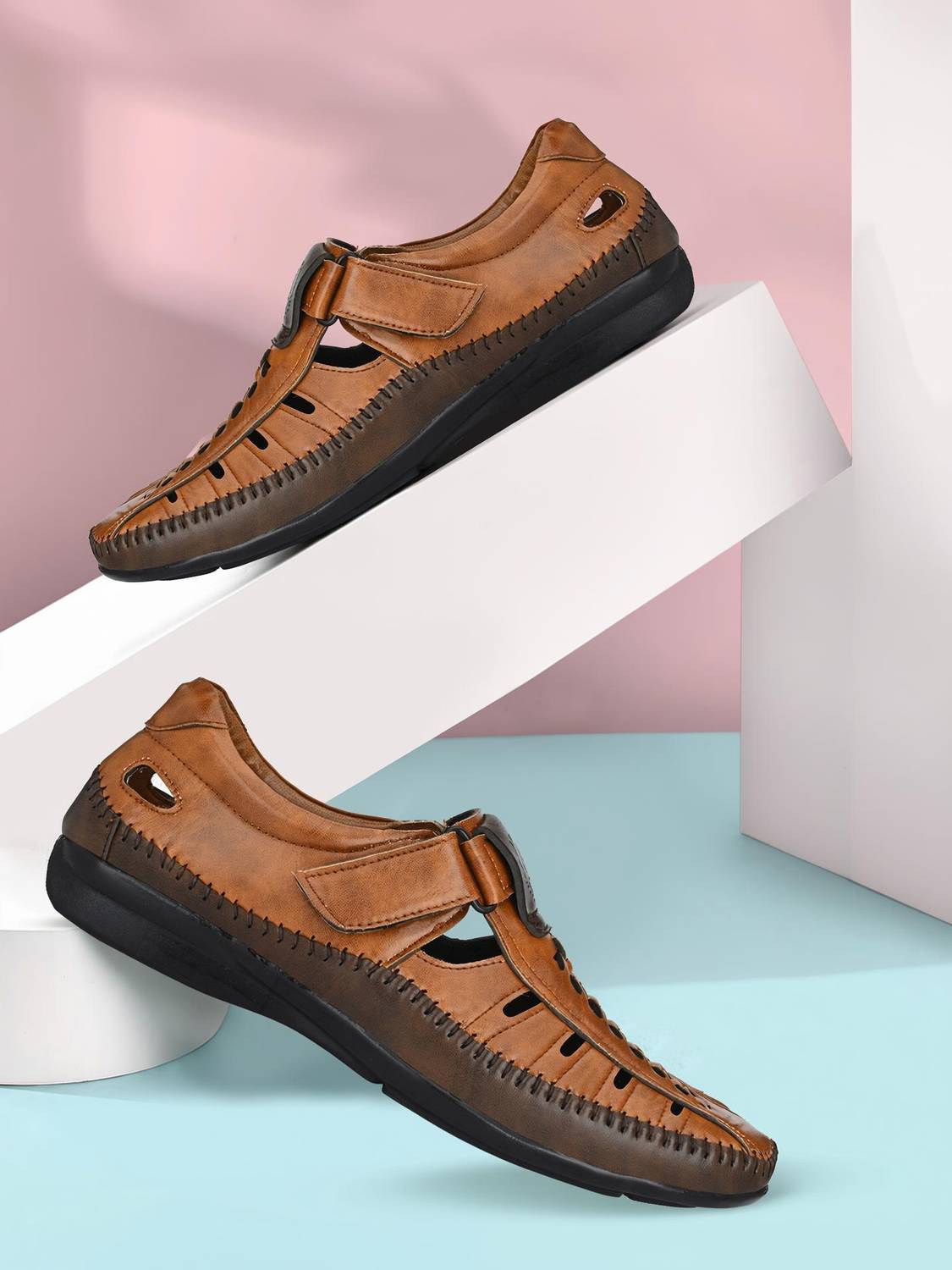 BOLTAGO Men Sandals