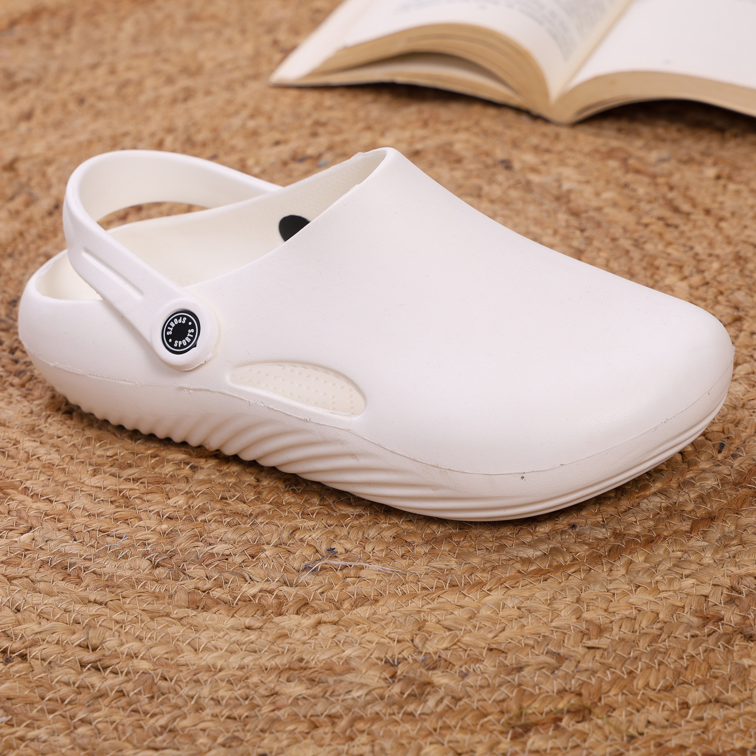 Image of STYLE HEIGHT Men Sandal (White, 7)
