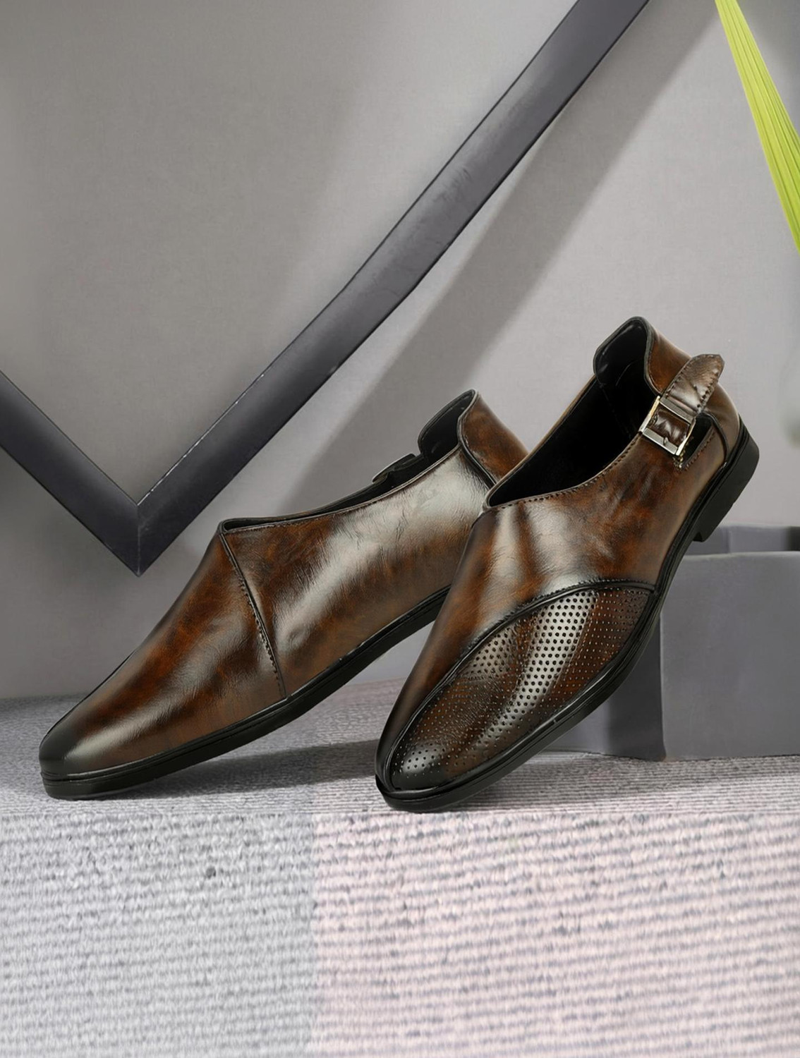 Image of Buxton Men Casual