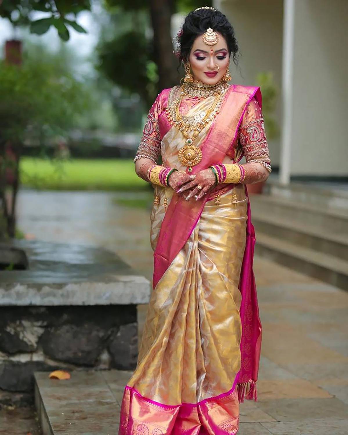 Bermondsey Self Design, Woven Banarasi Silk Blend Saree
