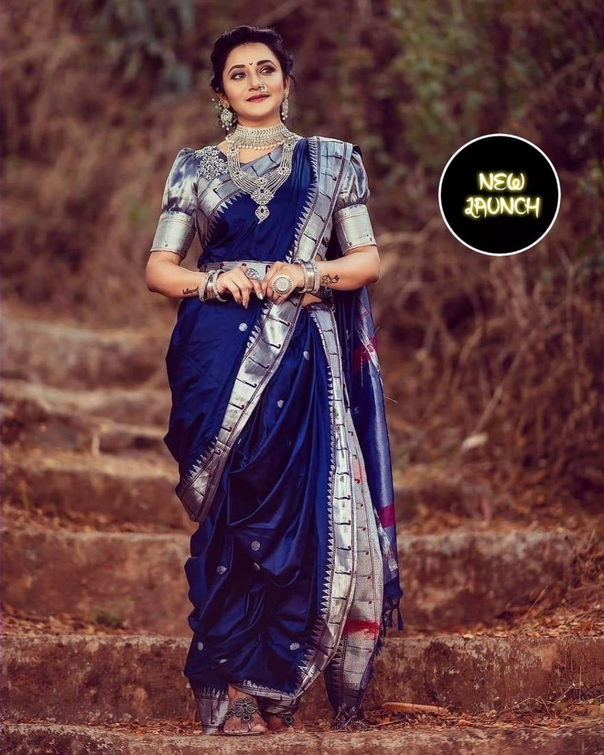 ROOP LAVANYA Woven Kanjivaram Jacquard, Cotton Silk Saree (Blue,