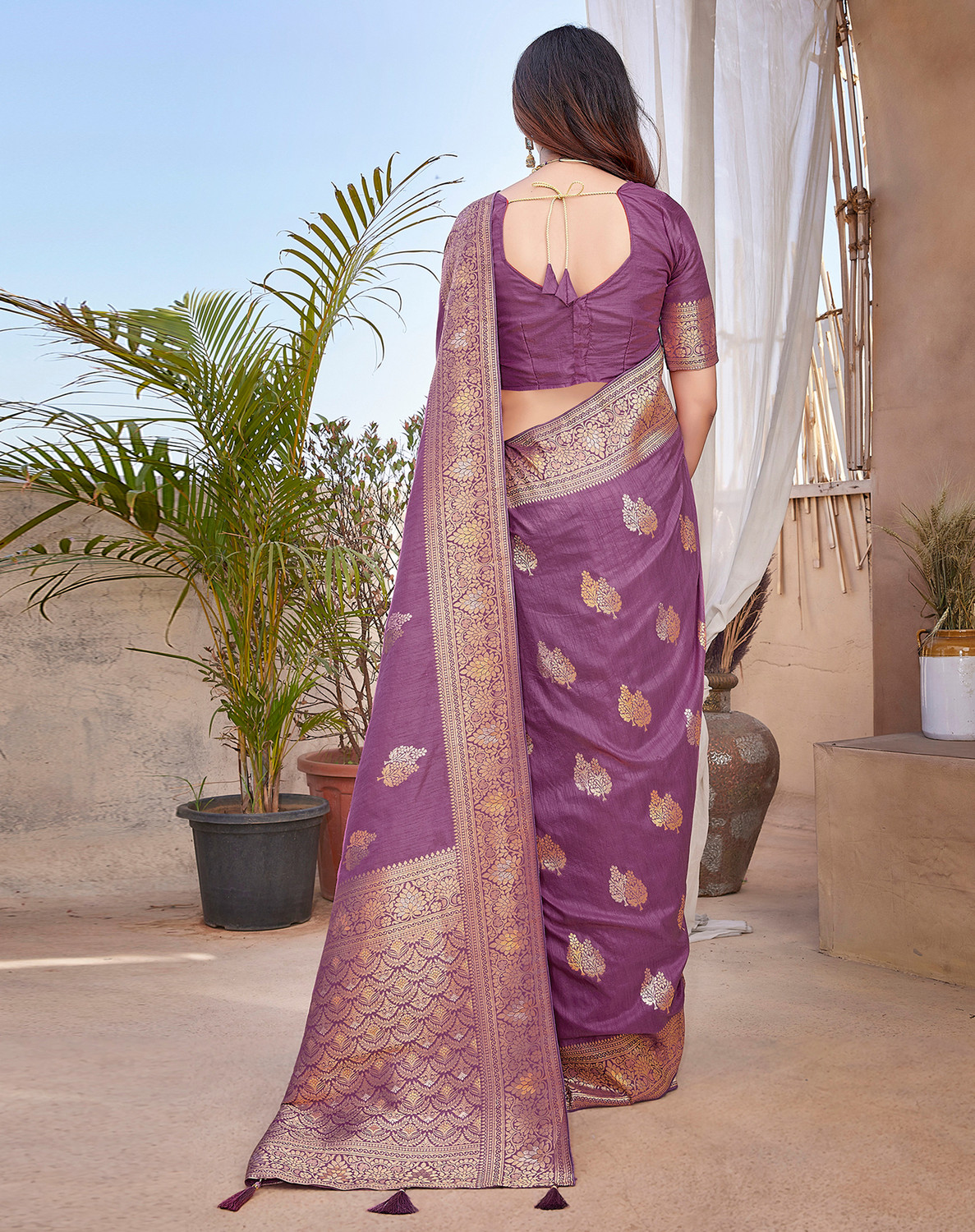 Image of SIRIL Woven Banarasi Silk Blend, Jacquard Saree (Purple)