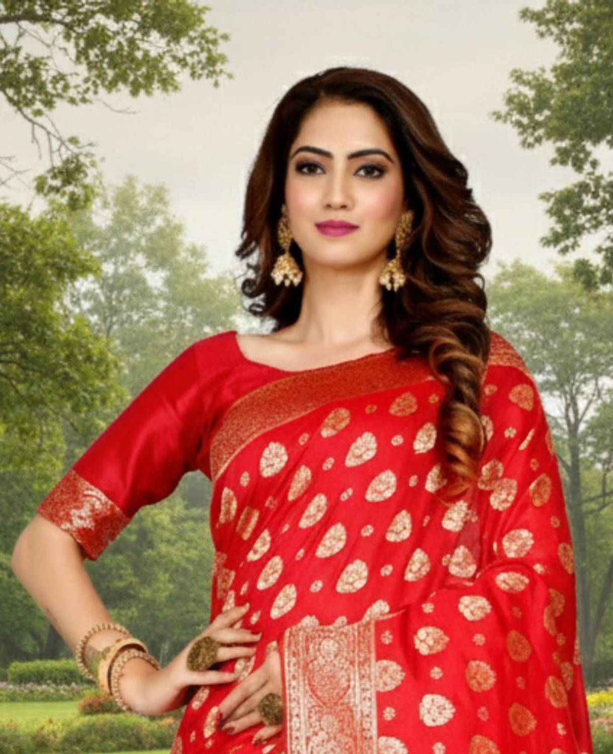 BOUGHTNOW Woven Banarasi Pure Silk Saree
