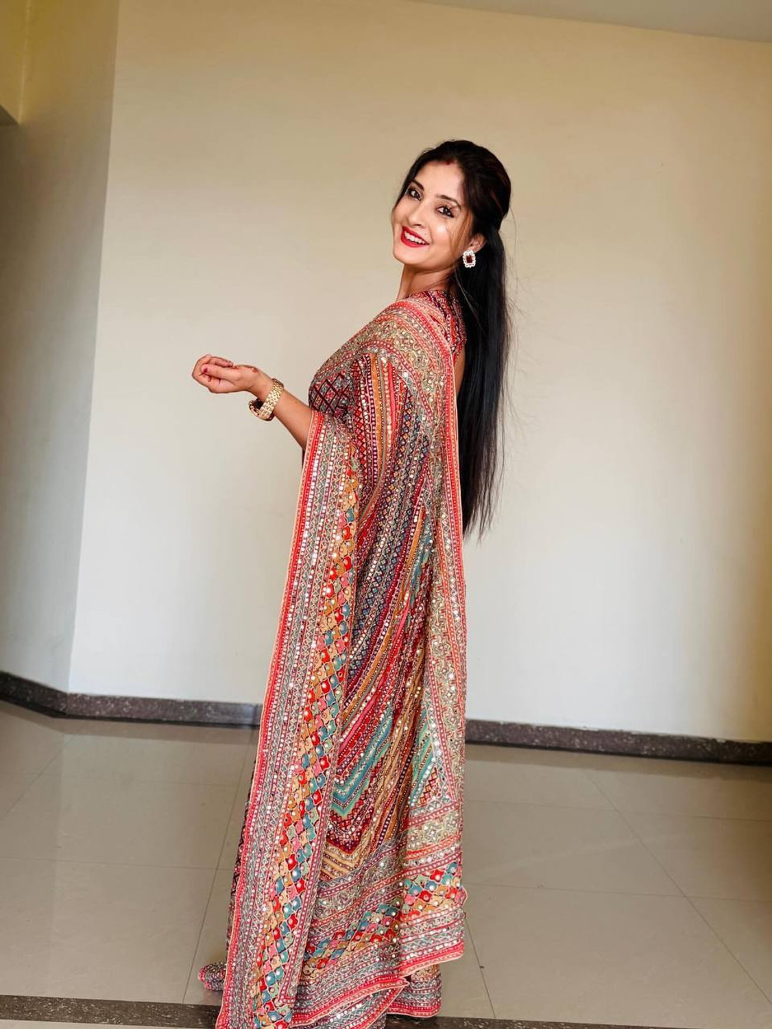 Image of Spetila Printed Bollywood Georgette Saree (Multicolor)